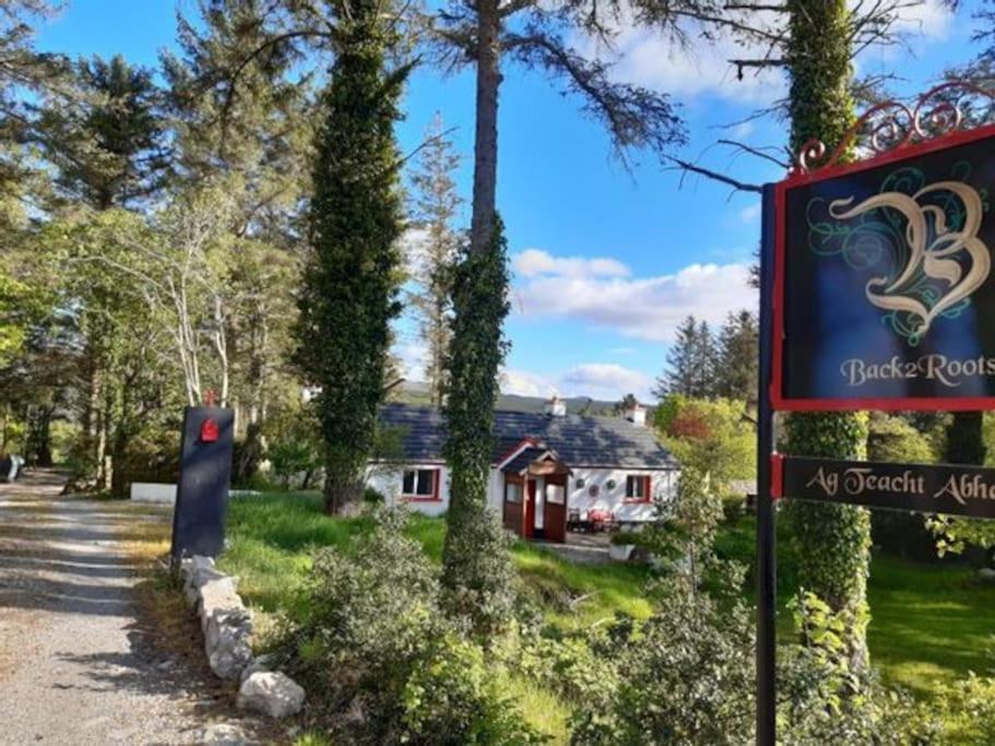 Back2Roots - Beautifully Restored Cottage, Doochary Extérieur photo