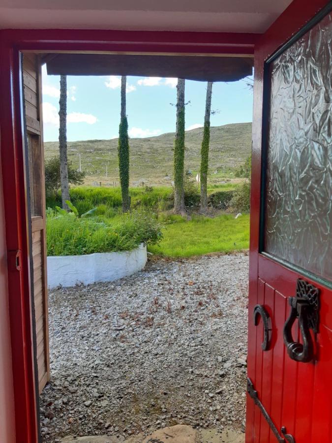 Back2Roots - Beautifully Restored Cottage, Doochary Extérieur photo