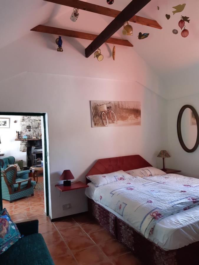 Back2Roots - Beautifully Restored Cottage, Doochary Extérieur photo